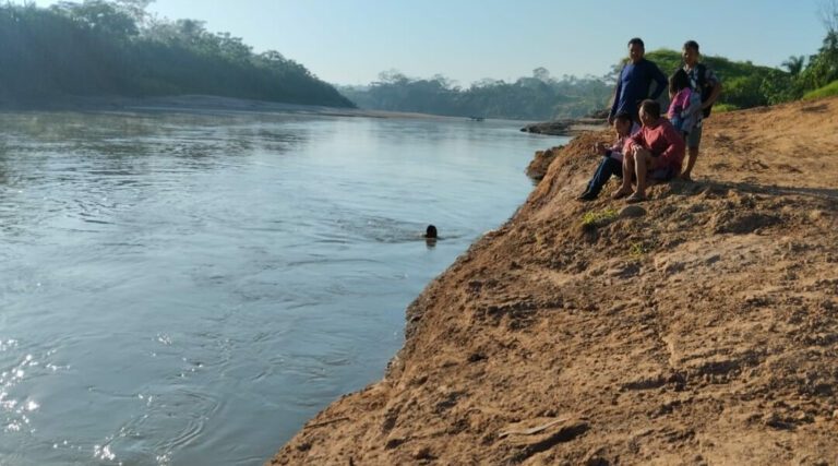 Buscas Continuam A Crian A Que Desapareceu Nas Guas Do Purus Juru