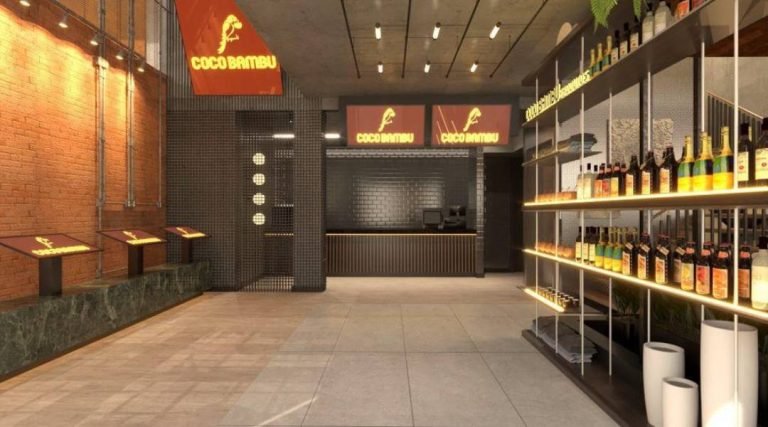 Justiça condena restaurante Coco Bambu a indenizar mãe de criança com autismo constrangida em restaurante em SP