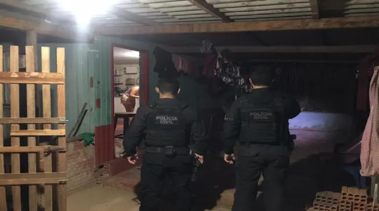 Durante operação Polícia Civil prende cinco pessoas em Cruzeiro do Sul