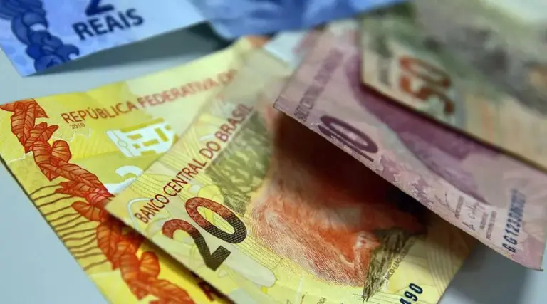 Renda domiciliar per capita do Acre caiu em 3,16% em 2021, aponta IBGE