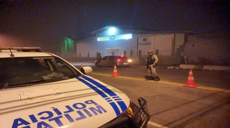 16 pessoas são autuadas dirigindo sob efeito de álcool neste fim de semana em CZS