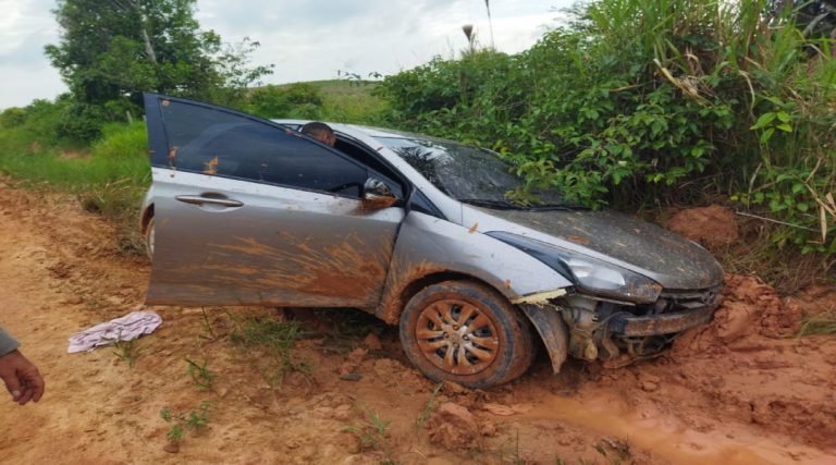Veículo roubado de motorista de aplicativo é localizado pela PM em menos de 24 hs no Ramal das Bananeiras