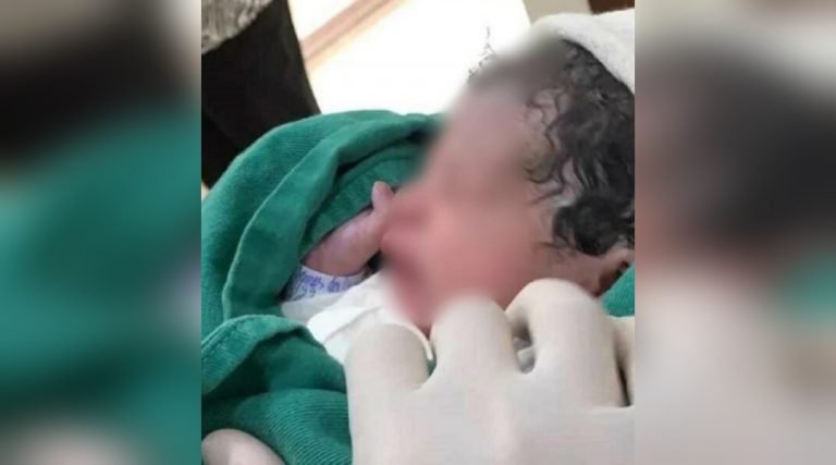 Menina que nasceu na calçada da maternidade permanece em educandário; instituição pede doações