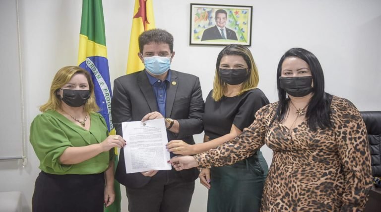 Gladson assina nomeação de 15 novos defensores públicos; convocação está prevista para março