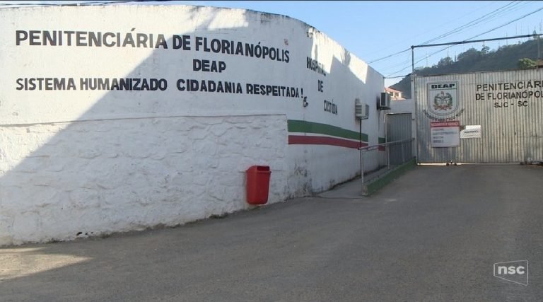Advogado criminalista é preso entrando com droga em Penitenciária de Florianópolis, diz PM