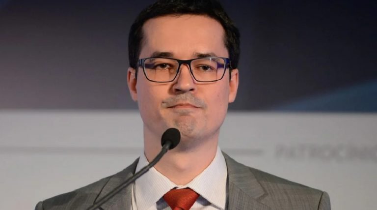 Deltan relata ter recebido Pix de desconhecidos após STJ determinar que ele indenize Lula