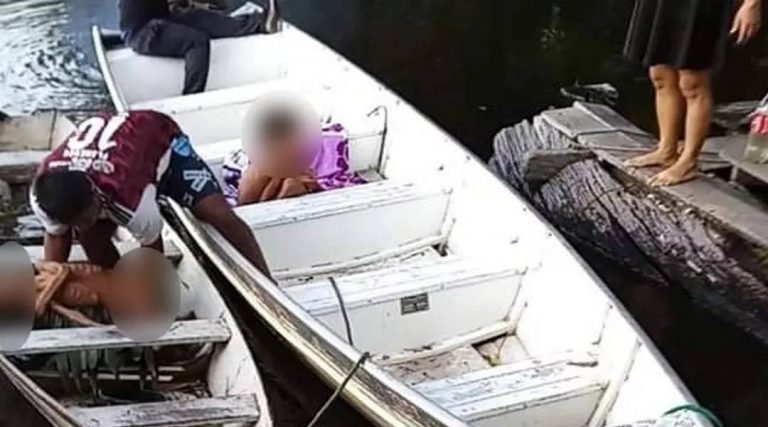 Irmãos de 6 e 8 anos encontrados após 26 dias perdidos na Floresta Amazônica serão transferidos a Manaus