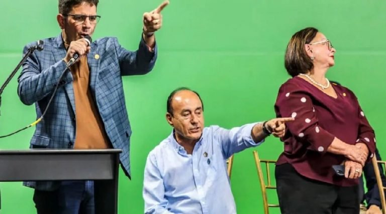 Governador do Acre alfineta prefeito da capital durante visita de Bolsonaro: ‘vamos tapar os buracos da cidade’