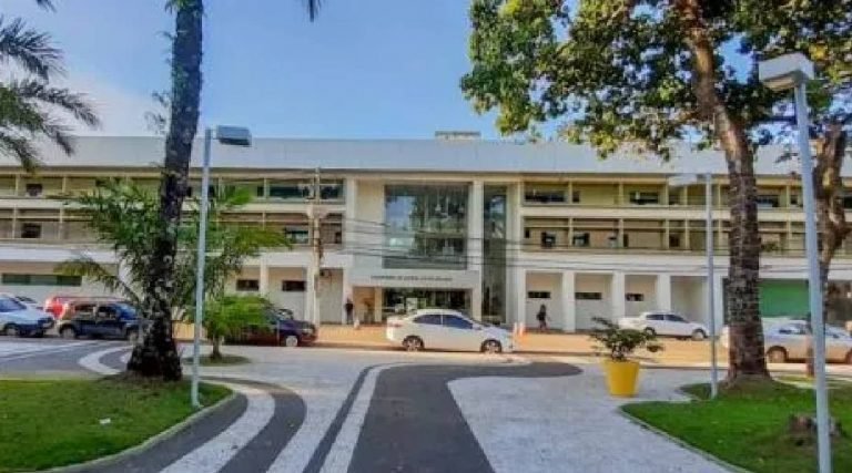 Prefeito propõe reajuste salarial que pode chegar a quase 40% a servidores de Rio Branco