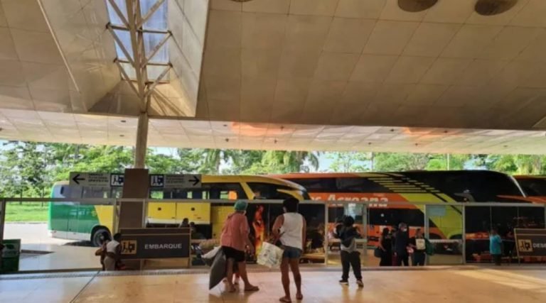 Mais de 2,4 mil passageiros passaram pela Rodoviária de Rio Branco durante o carnaval, aponta balanço