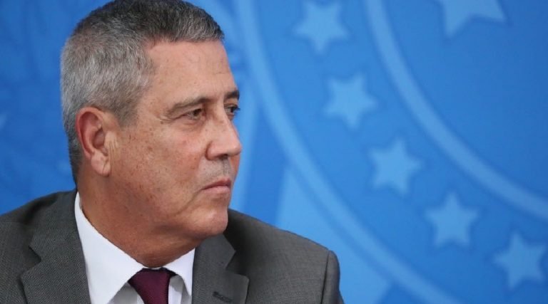 Walter Braga Netto, da Defesa, é exonerado do governo federal