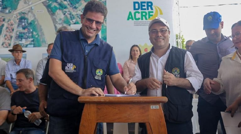 Gladson assina ordem de serviço da ponte que liga Centro a Segundo Distrito de Sena