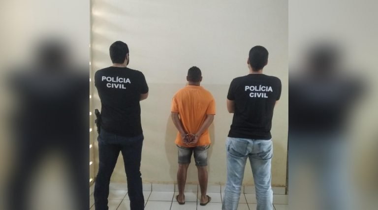 Polícia recupera trator e prende integrante de grupo criminoso em Plácido de Castro