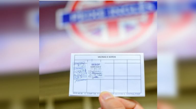 Acre deixa de exigir comprovante de vacinação em órgãos públicos