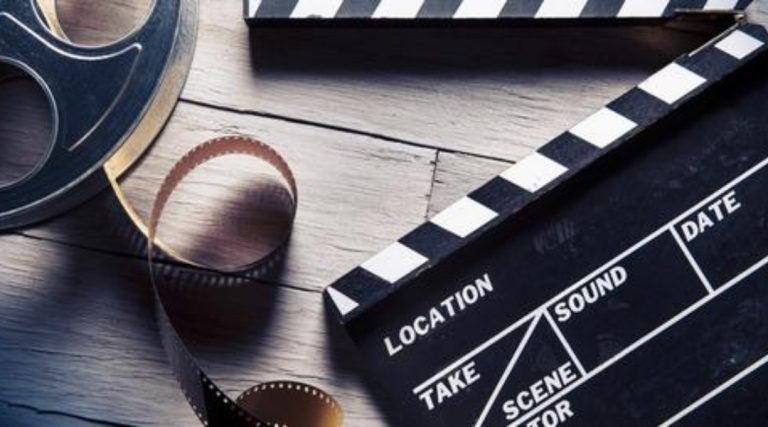 Governo suspende exibição de filme de comédia nacional alegando apologia à pedofilia