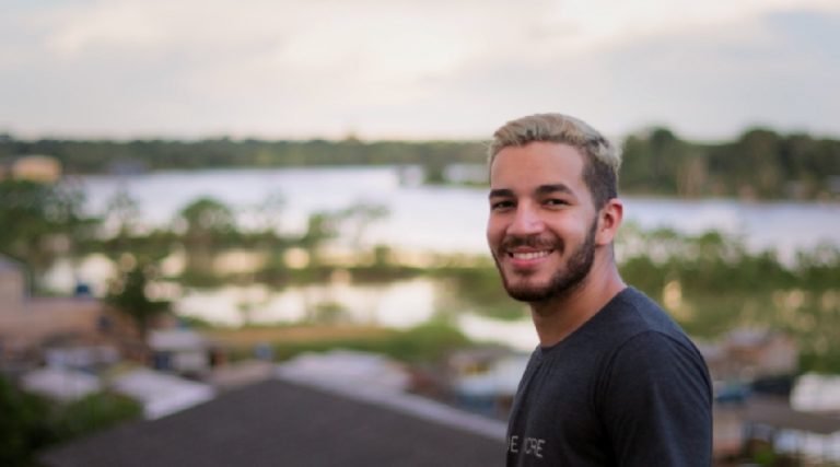 Exclusivo: Juruá Notícias entrevista Gustavo Matias, cruzeirense finalista de reality show musical