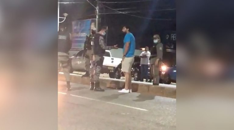 Policial agredido por PMs ao tentar defender mulher no AC é indenizado por danos morais