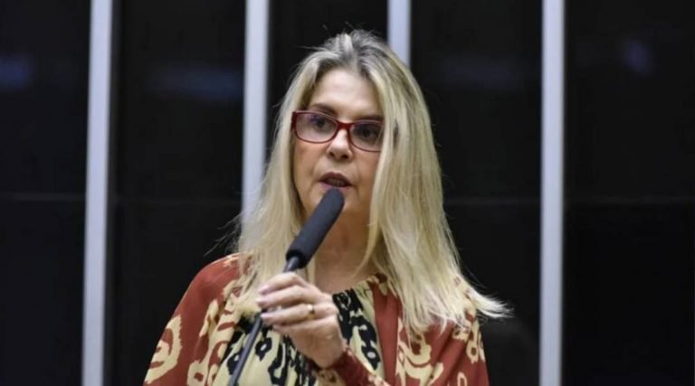 Câmara aprova urgência para projeto que institui o Dia Nacional do Cristão