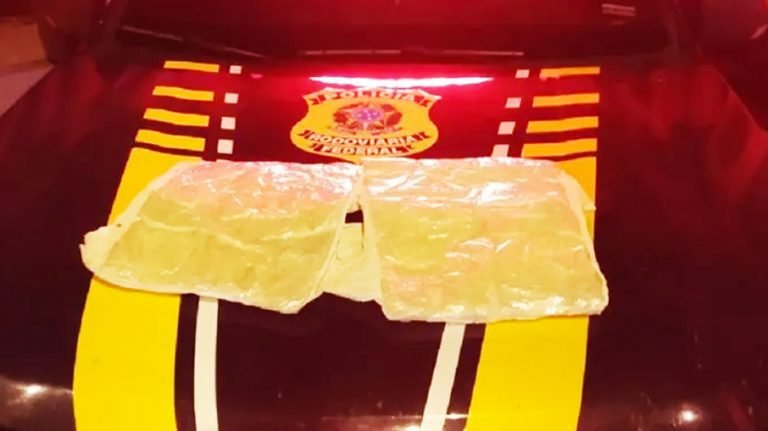 Mulher é presa pela PRF transportando mais de 3kg de cocaína na cintura em Rio Branco