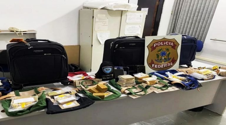 PF apreende 77 kg de ouro transportado em avião escoltado por PMs em SP