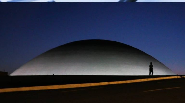 Senado aprova MP que amplia remarcação de serviços culturais