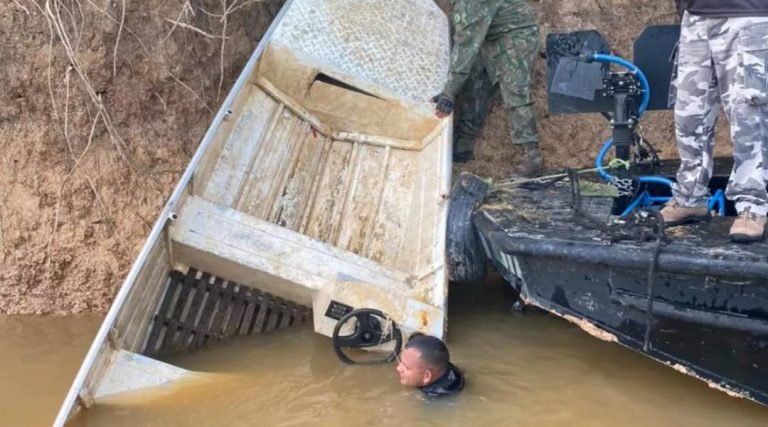 Lancha de Bruno e Dom é encontrada afundada em rio do Amazonas