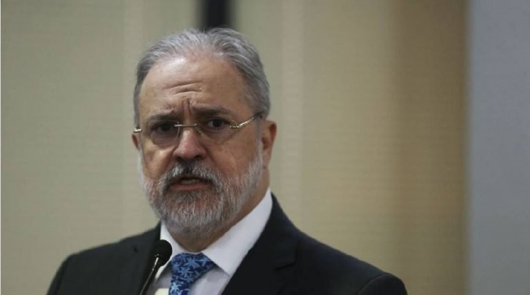 PGR defende continuidade de investigação sobre mortes de Dom e Bruno