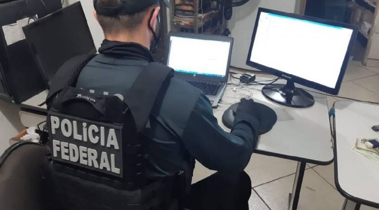 PF prende importador que usava Correios para trazer armas