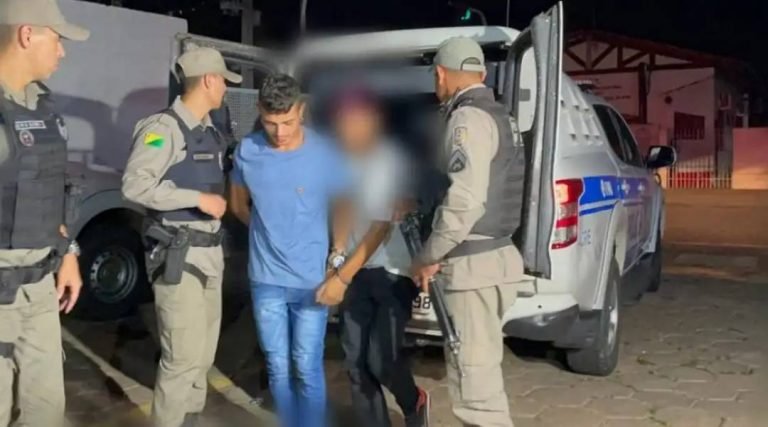 Trio é preso sob suspeita de arrastão em ônibus no Terminal Urbano de Rio Branco