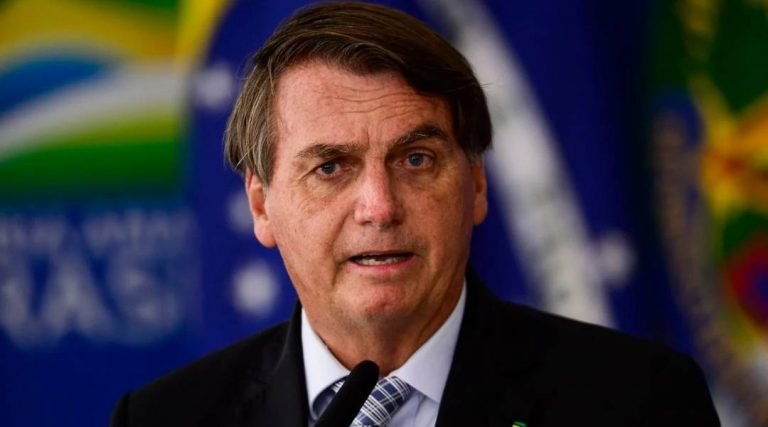 Novo presidente da Petrobras dará ‘nova dinâmica’ para preços dos combustíveis, diz Bolsonaro