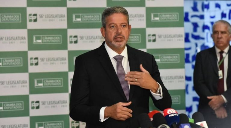 Câmara deve votar PECs para redução do preço de combustíveis até julho