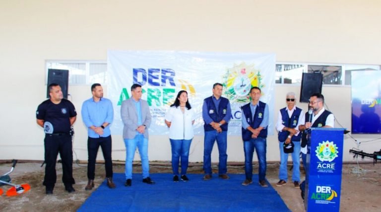 Deracre firma acordo com Iapen para limpeza de rodovias e estradas do Acre