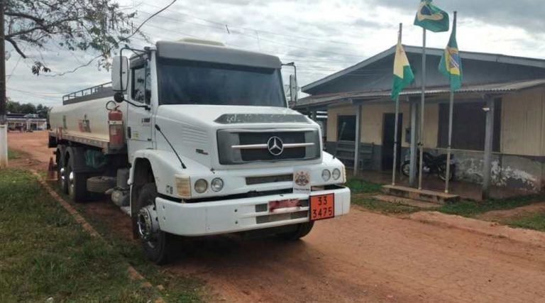 Polícia Militar recupera caminhão roubado no Bujari