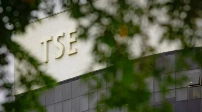 Juízes federais declaram “irrestrito apoio” ao TSE e defendem urnas