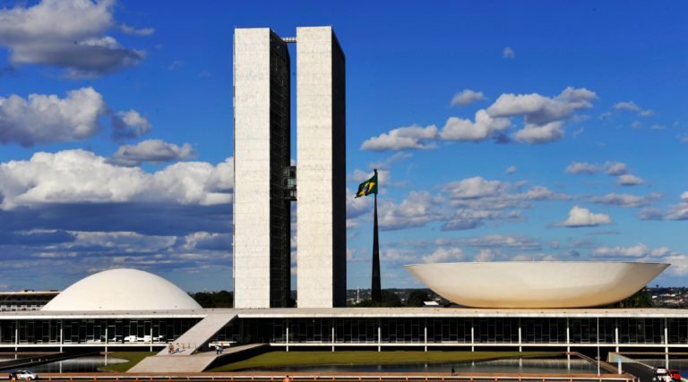PEC dos Benefícios: entenda a proposta que deve ser votada na Câmara
