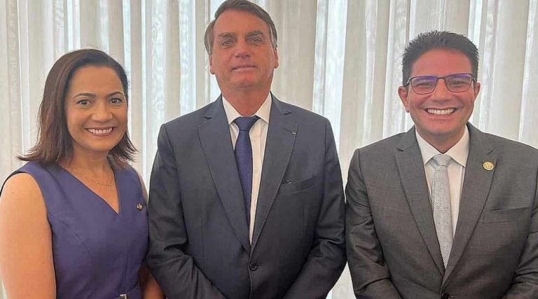 Gladson e Mailza tomam café da manhã com Bolsonaro no Alvorada; “Um grande parceiro”, diz governador