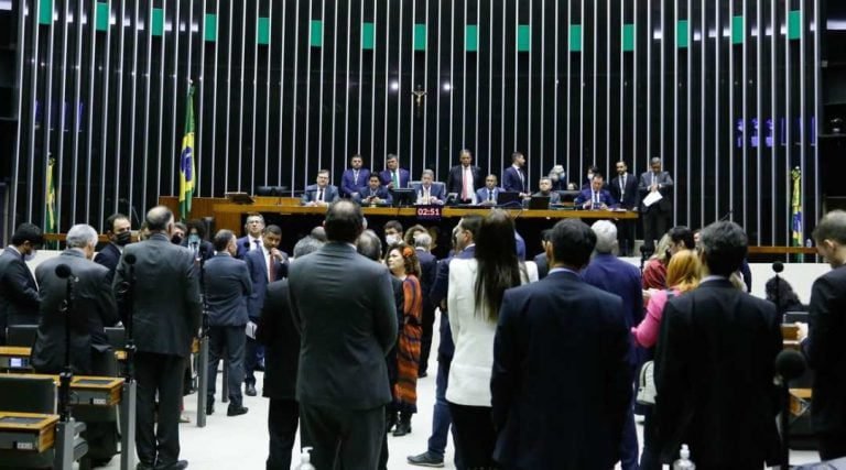 Câmara aprova MP que flexibiliza regras em estado de calamidade