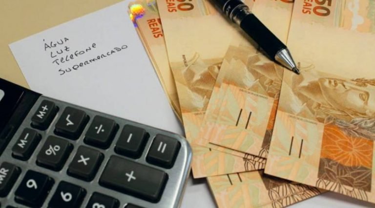 Uma a cada quatro pessoas não consegue pagar as contas, aponta CNI