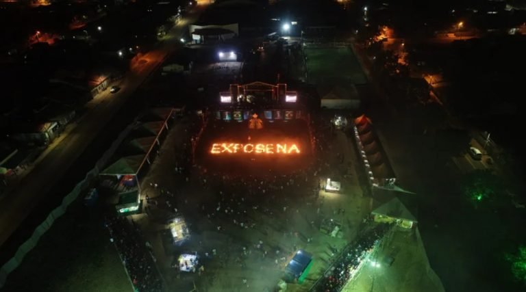 Após ação do MP, cachê de artistas que vão se apresentar em Sena Madureira deve ser pago por empresários