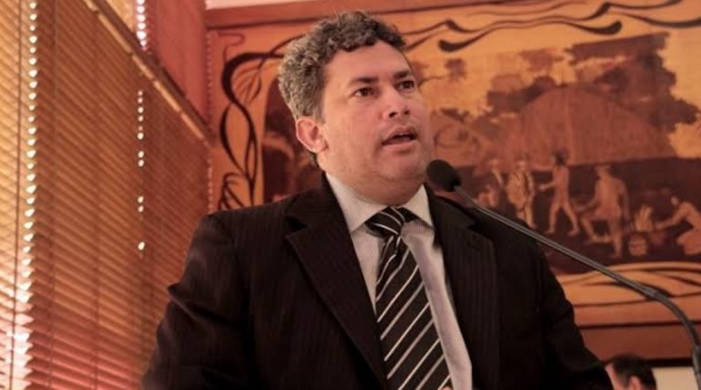 Morre ex-deputado Gilberto Diniz após cirurgia no coração