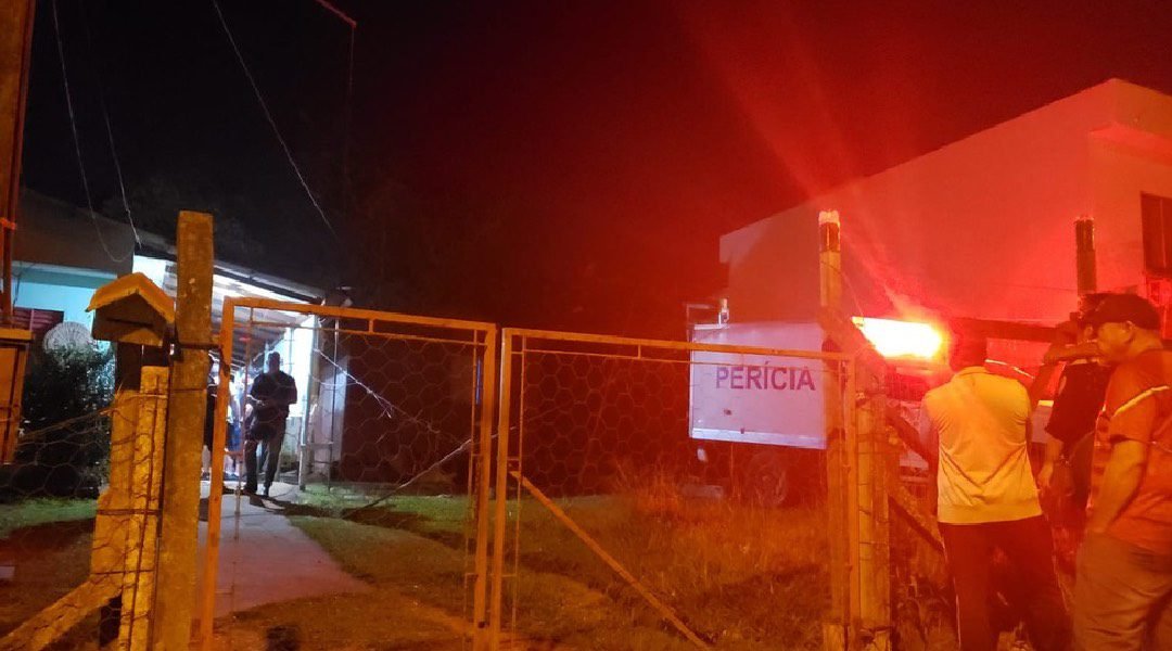 Quatro crianças são encontradas mortas dentro de casa em Alvorada; suspeito é o pai