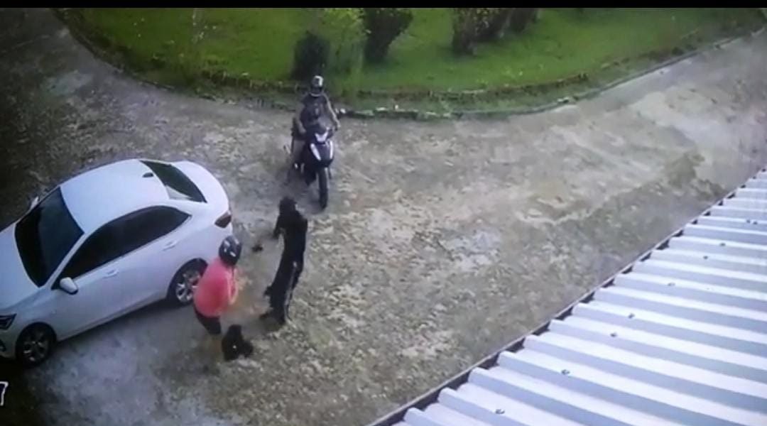 VÍDEO: Criminoso assalta duas funcionárias do Educandário em Cruzeiro do Sul