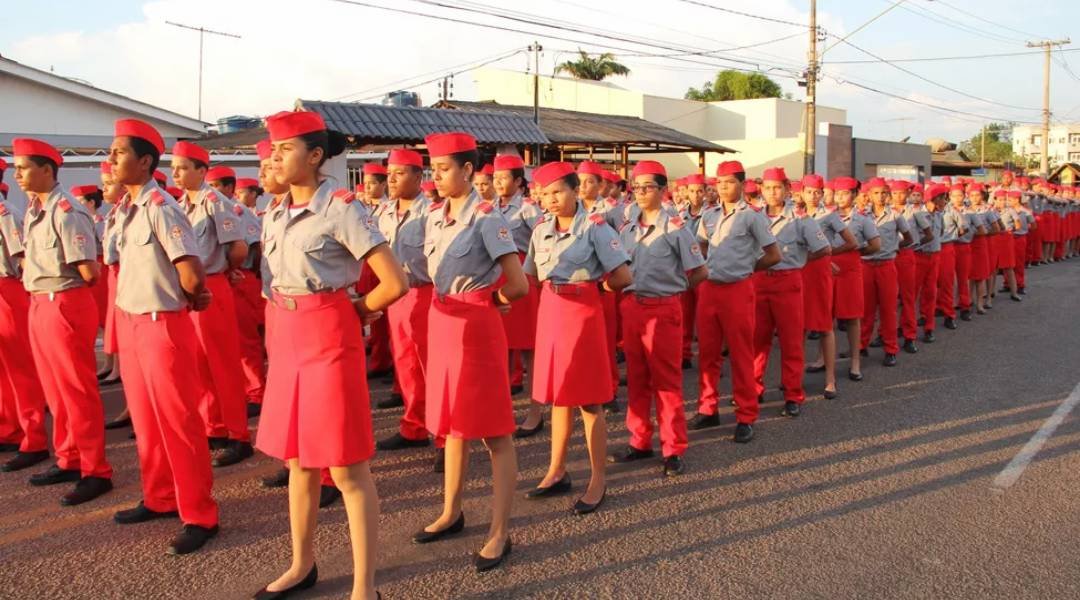 Colégios Militares do AC não podem invadir vida privada nem atentar contra liberdades de alunos, diz MP