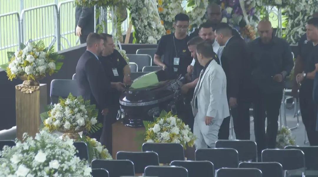 Velório de Pelé começa nesta segunda-feira (2); siga atualizações