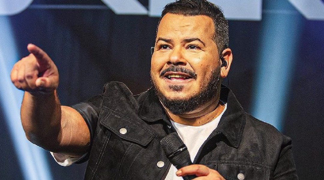 Renatinho, vocalista do Bokaloka, sofre infarto durante show no Rio de Janeiro