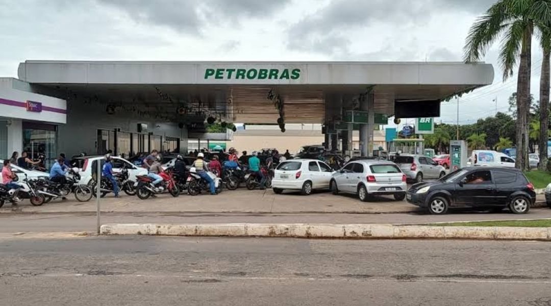 Continuidade da crise no Peru agrava a busca por combustível no Acre