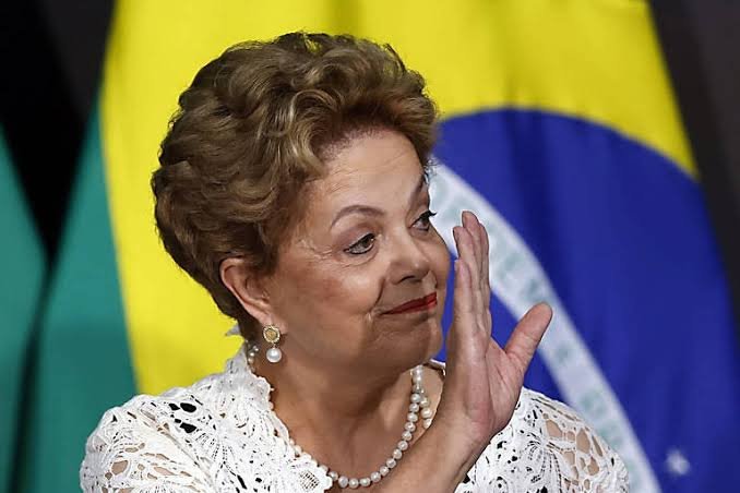 Dilma deve assumir comando do Banco do Brics com salário milionário