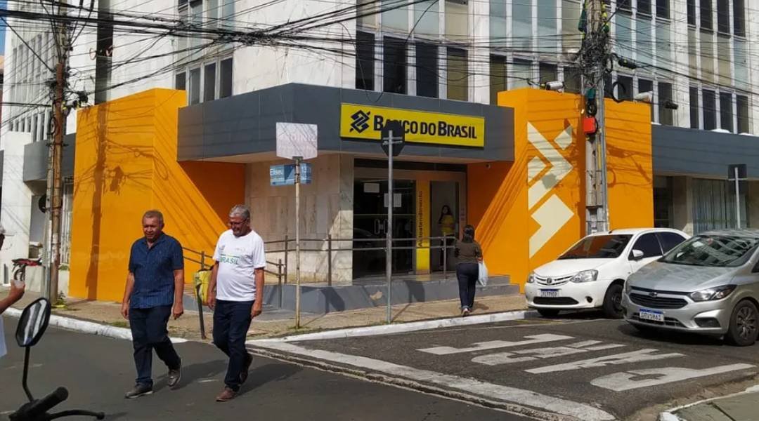 Funcionário de banco de Teresina é preso tentando fugir após furtar mais de R$ 1 milhão de agência
