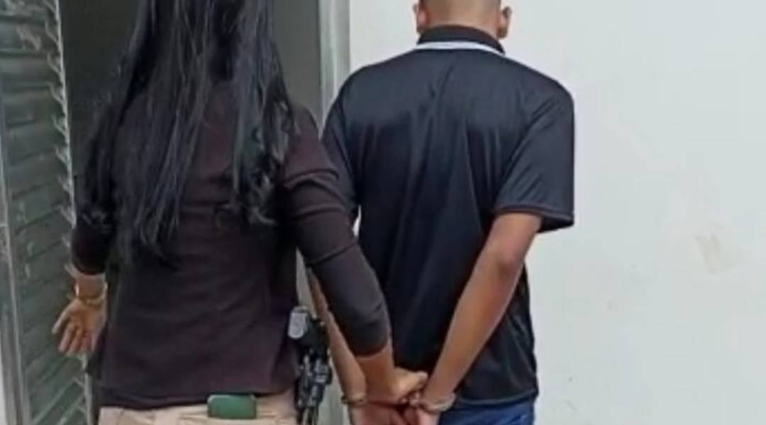 Adolescente de 14 anos é apreendido por roubo de carros e sequestro de pessoas
