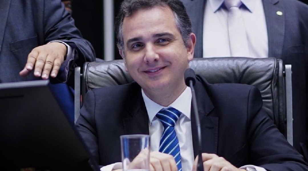 Rodrigo Pacheco é reeleito Presidente do Senado